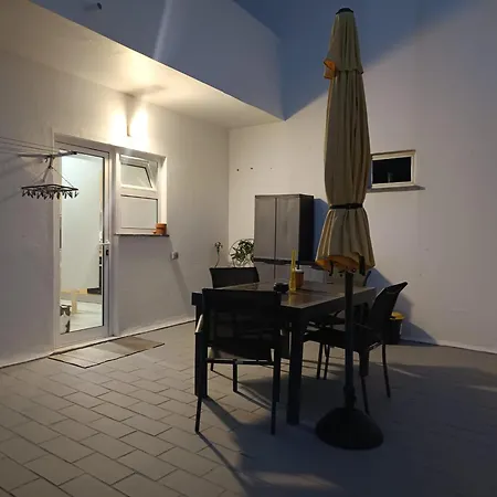 Sena Inn Apartment